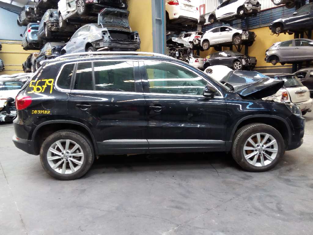 VOLKSWAGEN Tiguan 1 generation (2007-2017) Нагревательный вентиляторный моторчик салона 3C0907521F, CZ2468105384, E1-B6-19-2 18428760