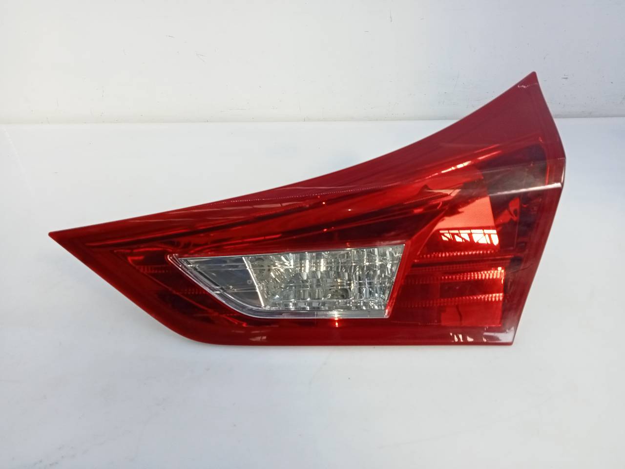 TOYOTA Auris 1 generation (2006-2012) Right Side Tailgate Taillight 24388965
