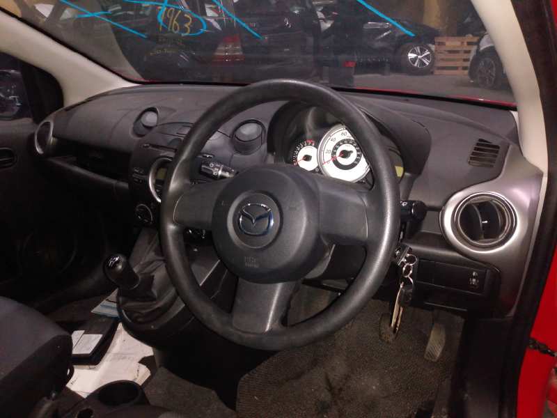 MAZDA 2 2 generation (2007-2014) Andre kontrollenheter ZJ381335XB, P3-A6-20-1 18641545