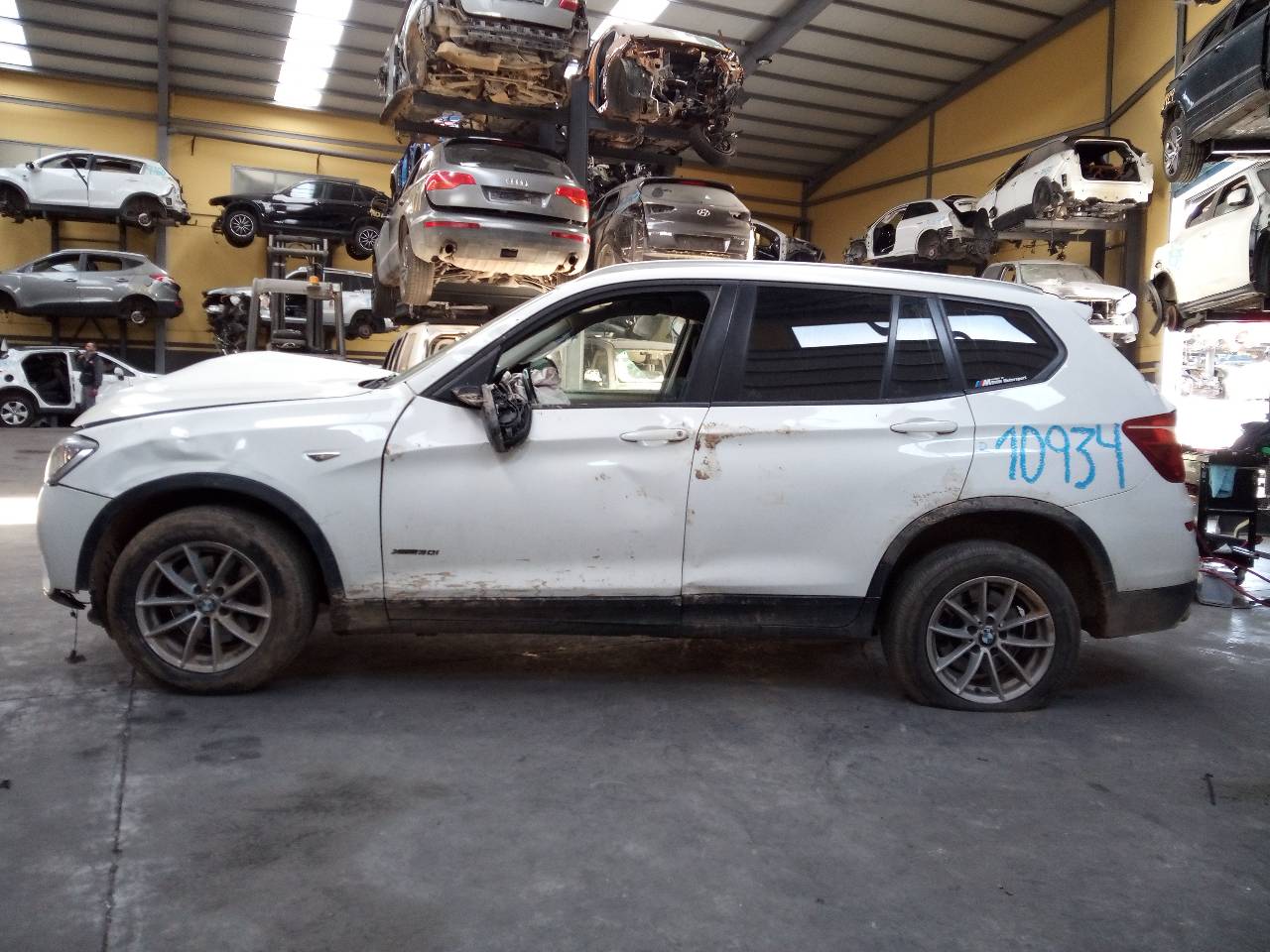 BMW X4 F26 (2014-2018) Moyeu de roue arrière droit 21794552