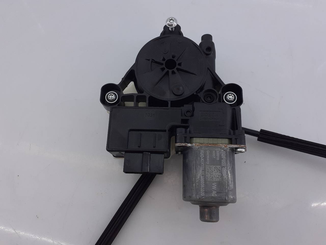 SEAT Alhambra 2 generation (2010-2021) Bakre høyre dør vindusregulator 6F0839462A, E1-B6-19-2 18600881