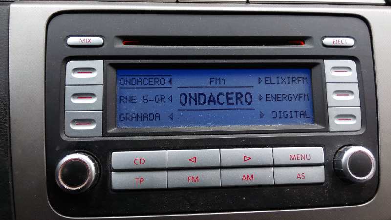 VOLKSWAGEN Passat B6 (2005-2010) Music Player Without GPS 1K0035186T,E2-A1-26-2 18375074