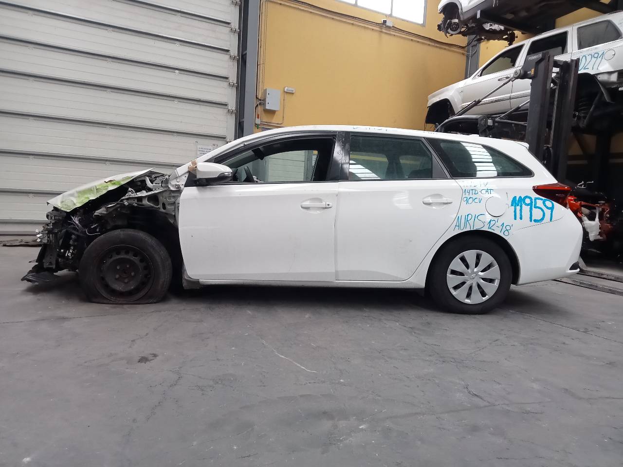 TOYOTA Auris 2 generation (2012-2015) Bal első ajtó zárja 26271437