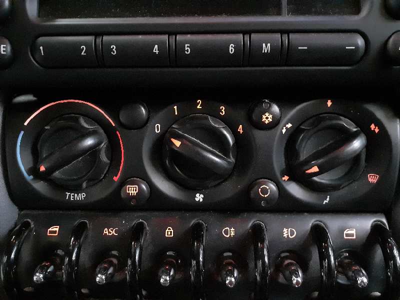 MINI Cooper R50 (2001-2006) Klimato kontrolės (klimos) valdymas 64111502214, 69432203, E3-A2-27-1 18609316