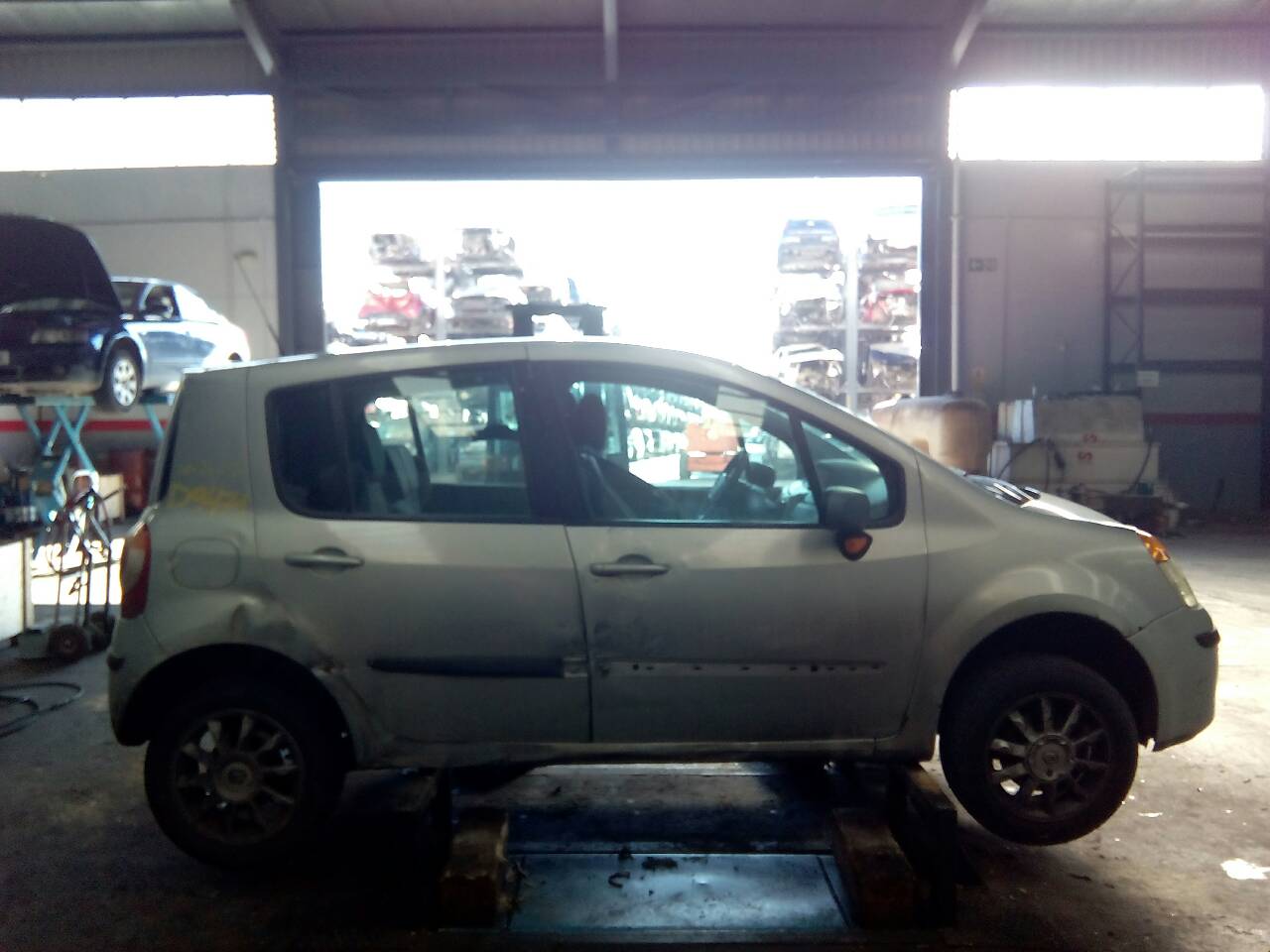 RENAULT Modus 1 generation (2004-2012) Генератор 8200390675, P3-B5-18-2 20957947