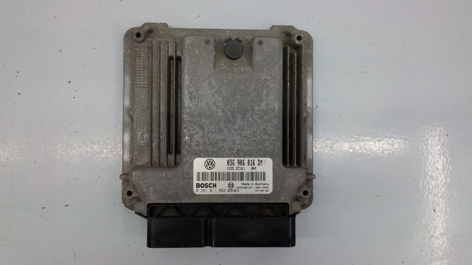 VOLKSWAGEN Caddy 3 generation (2004-2015) Engine Control Unit ECU 03G906016DM,0281011882,E2-A1-10-4 18506408