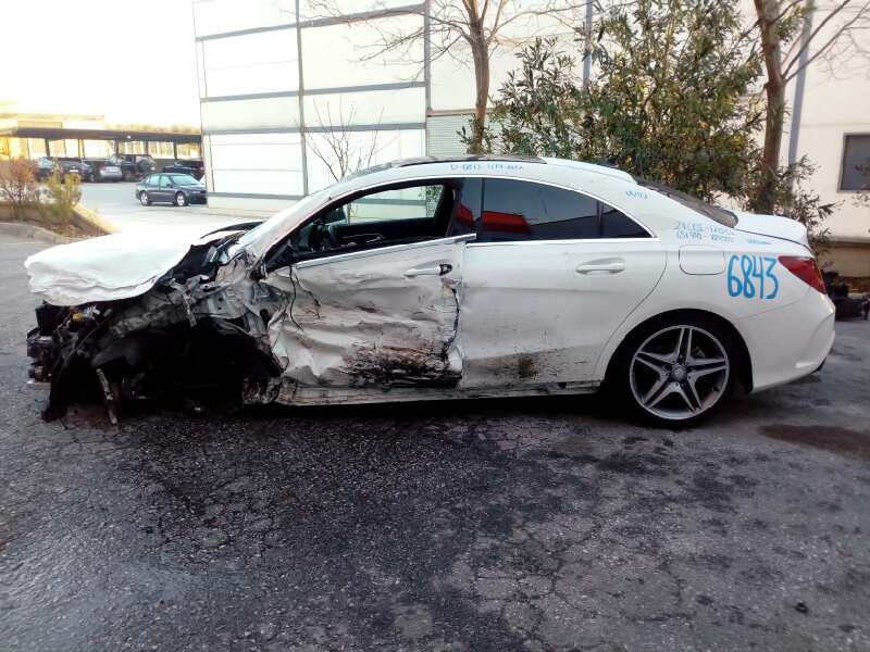 MERCEDES-BENZ CLA-Class C117 (2013-2016) Заключване на задната лява врата A2047302735, E1-A2-44-2 18526012