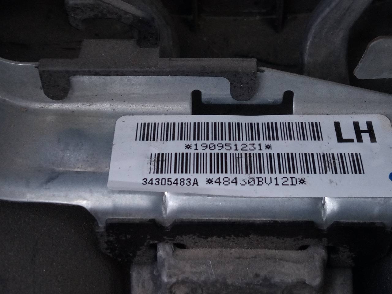 NISSAN Juke YF15 (2010-2020) Rat 34305483A,E2-A4-60-1 18679643