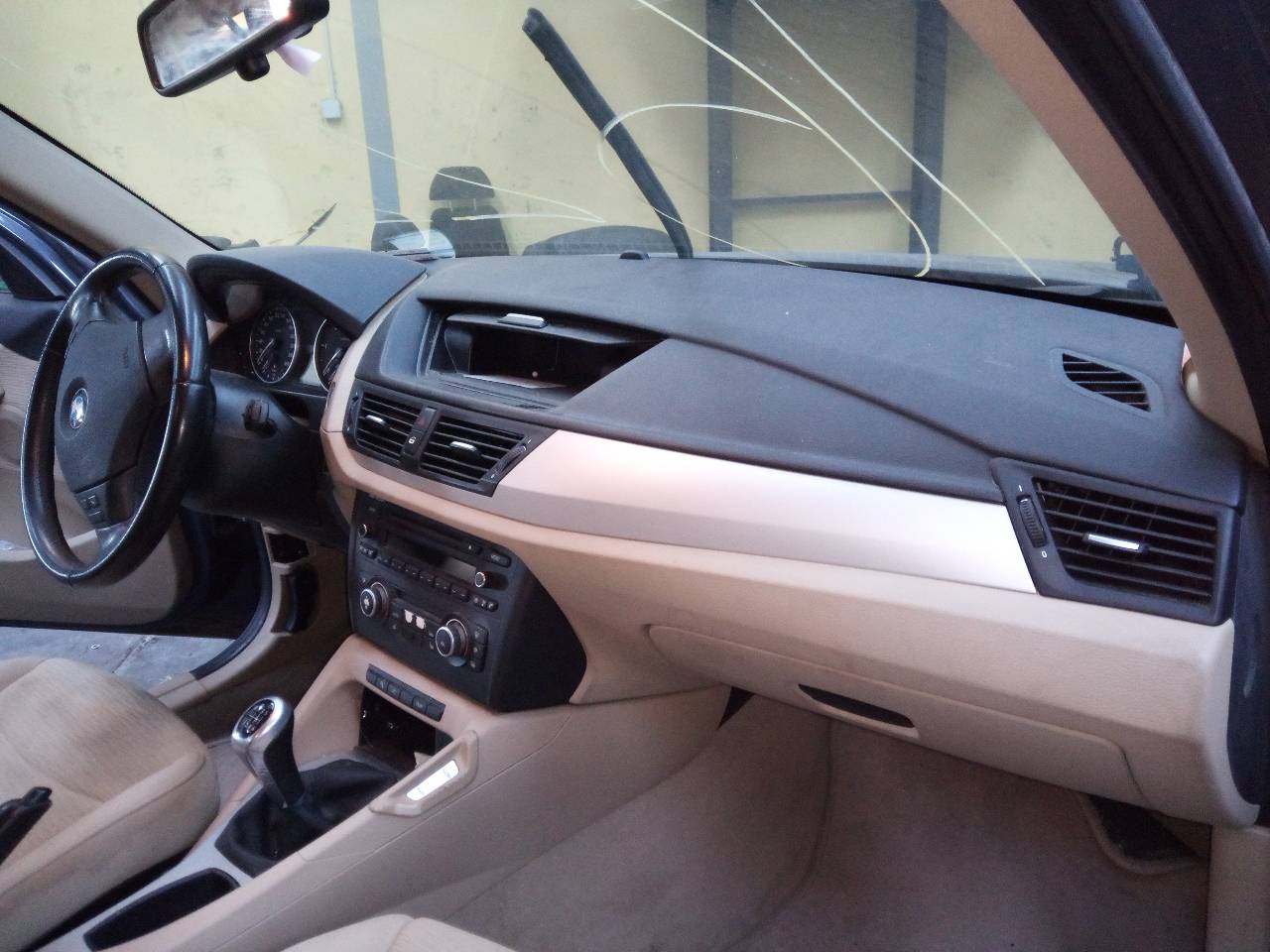 BMW X1 E84 (2009-2015) Galinių kairių durų stiklo pakelėjas E1-A3-44-1 24486044