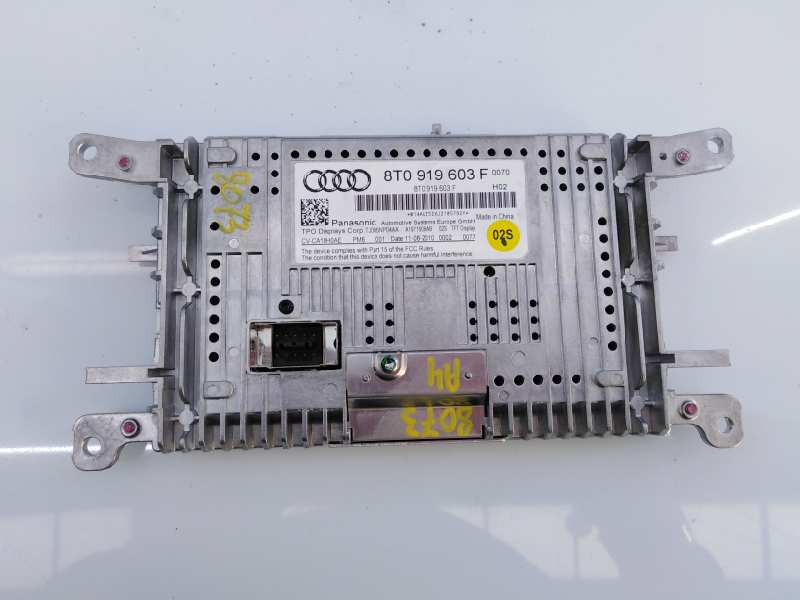 AUDI A5 8T (2007-2016) Musikafspiller uden GPS 8T1057186P,E2-A1-4-1 18650173