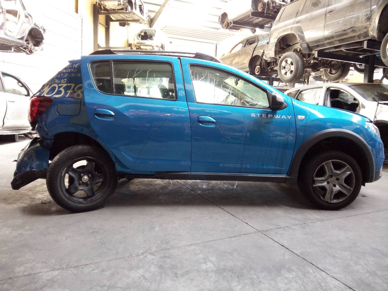 DACIA Sandero 2 generation (2013-2020) Полуось передняя правая 391007857R, P1-A6-41 23243176