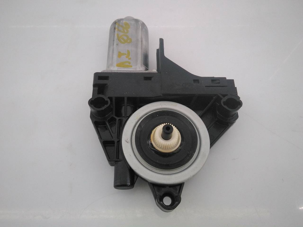 VOLVO V60 1 generation (2010-2020) Moteur de lève-vitre de porte avant gauche 966268102, E1-A5-3-2 18702971