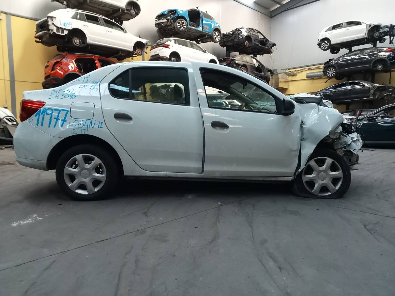 DACIA Logan 2 generation (2013-2020) Заключване на предната лява врата 805039362RC,E1-A1-35-1 26269372