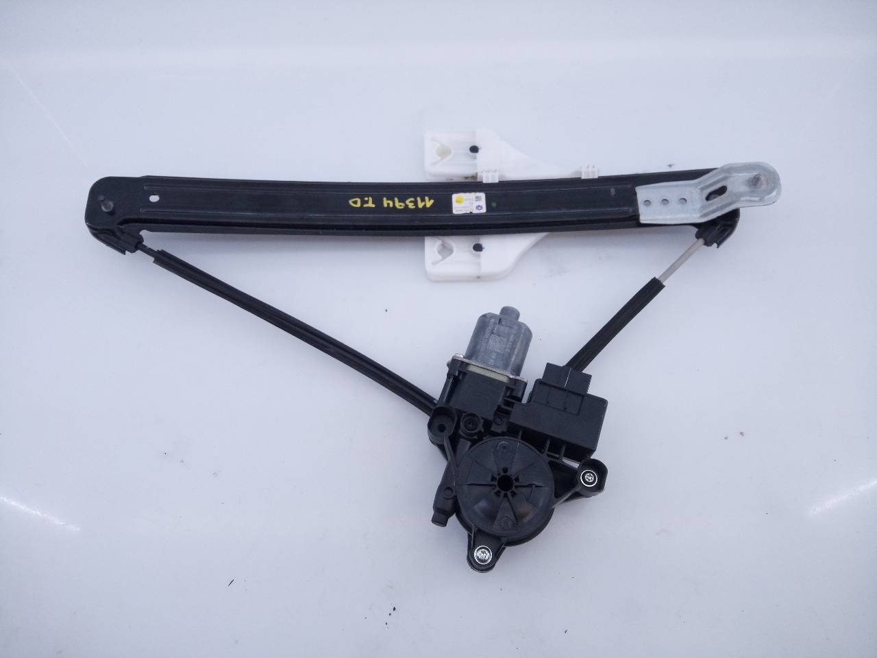 SKODA Karoq 1 generation (2017-2024) Rear Right Door Window Regulator 5Q0959812E,E1-A5-47-2 24074293