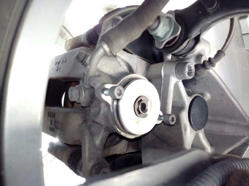 AUDI Q3 8U (2011-2020) Rear Right Brake Caliper 18455717