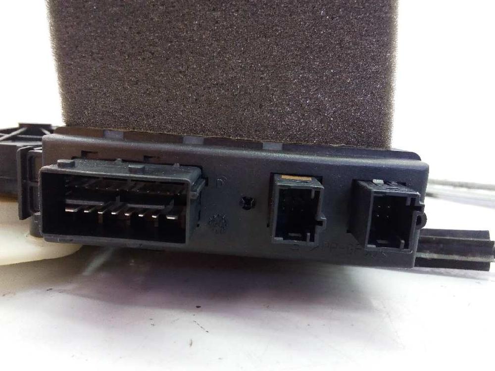 Elevalunas delantero derecho RHJ 9682495580 de Citroen C4 picasso 2007-2013 136 CV - pieza usada
