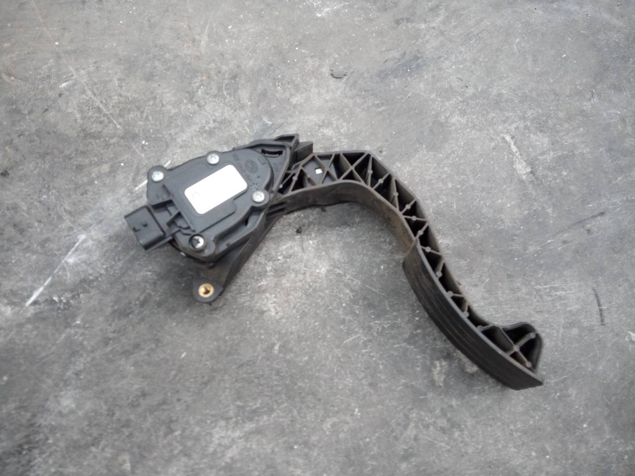 DACIA Duster 1 generation (2010-2017) Throttle Pedal 180022703R 24101929