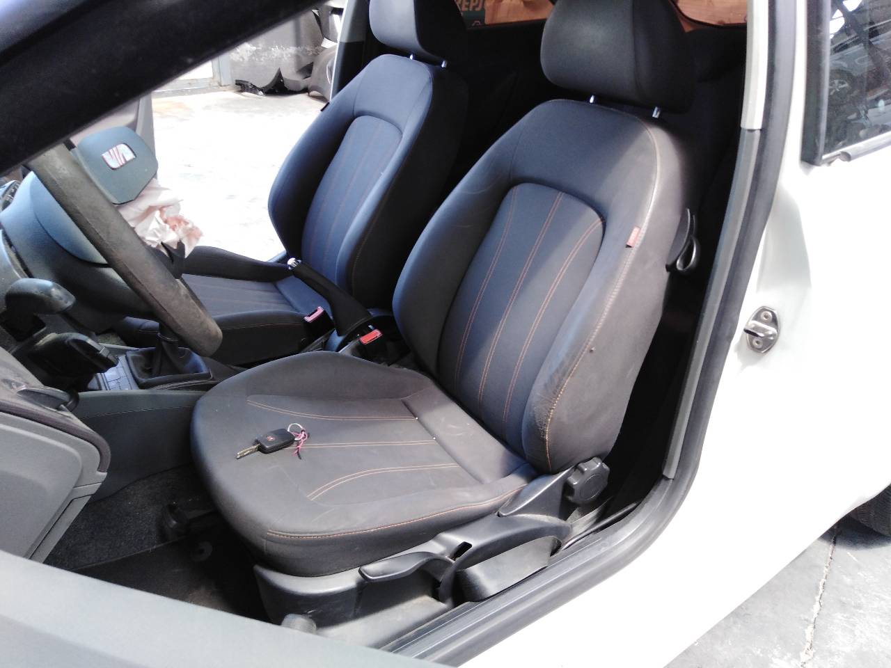 SEAT Ibiza 4 generation (2008-2017) Front Left Driveshaft P1-B6-34 20968562