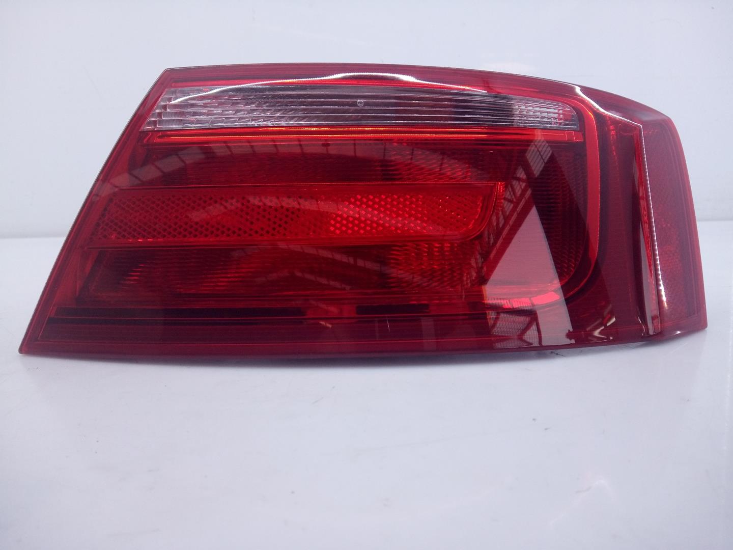 AUDI A5 Sportback Rear Right Taillight Lamp 8T8945096, E1-B6-54-1 21824947
