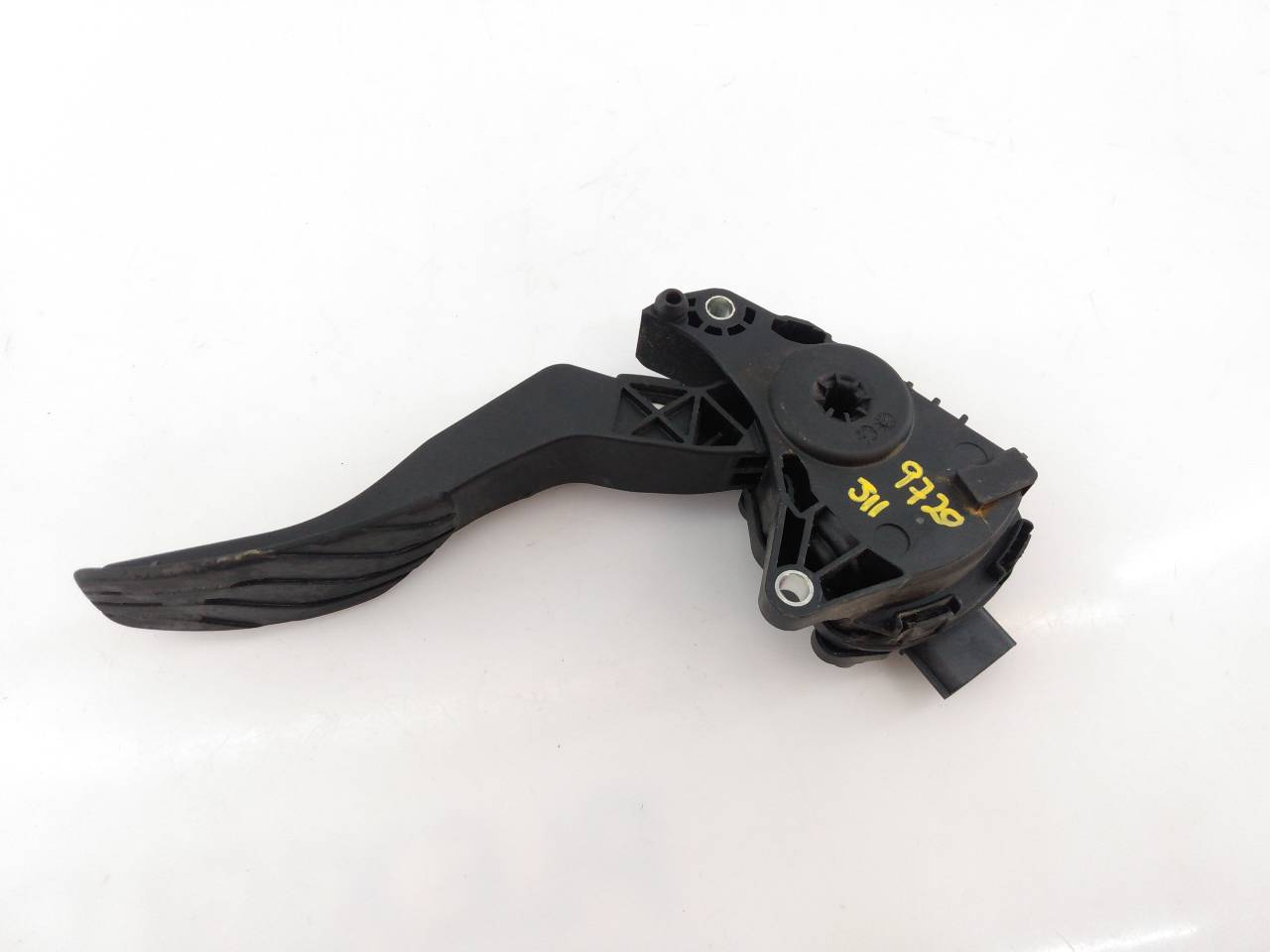 NISSAN Qashqai 2 generation (2013-2023) Throttle Pedal 180024BA0B, 6PV00997815, E3-B4-33-4 18765957