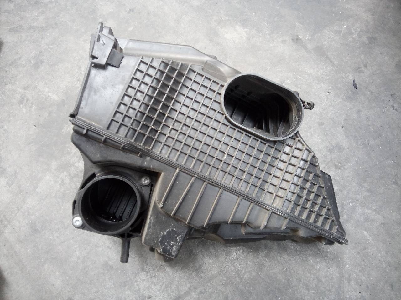 RENAULT Clio 3 generation (2005-2012) Other Engine Compartment Parts 165001258R 21822274