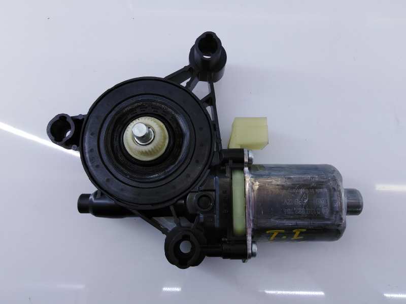 AUDI Q7 4M (2015-2024) Rear Left Door Window Control Motor 0130822704, E1-B6-44-2 18655208