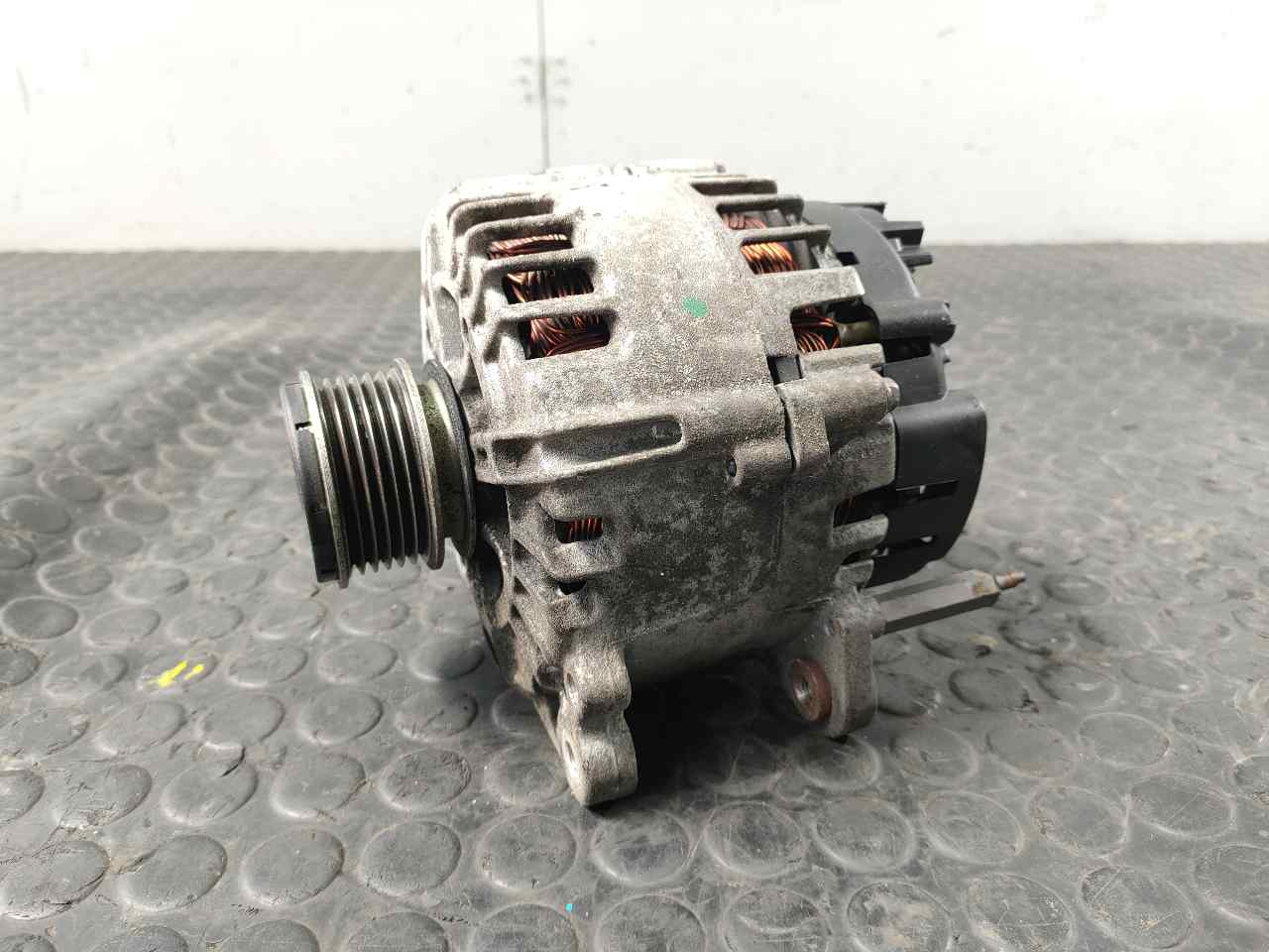 VOLKSWAGEN Tiguan 1 generation (2007-2017) Alternator 03L903023A, P3-A5-12-2 20956105