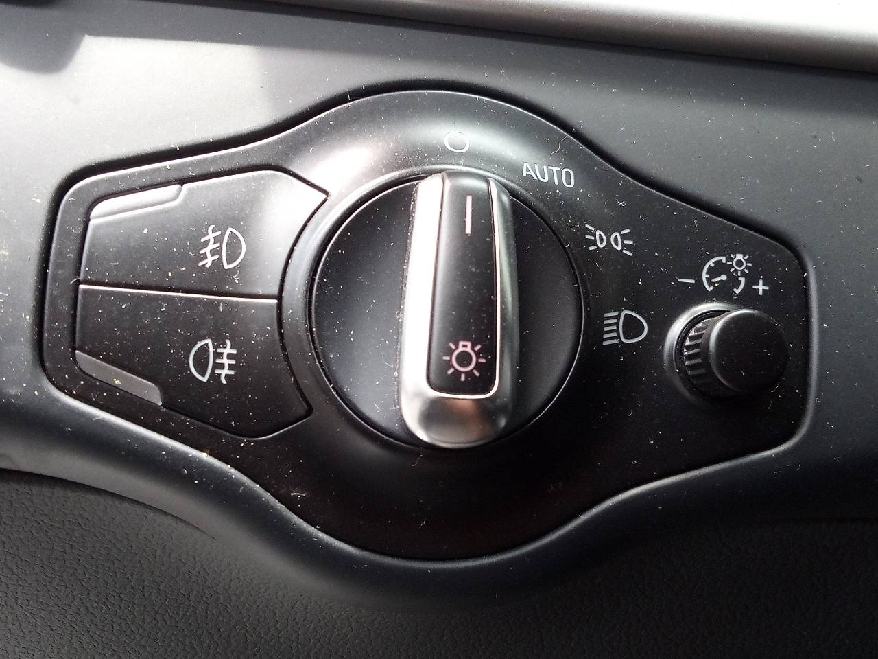 AUDI A5 Sportback F5 (2016-2024) Headlight Switch Control Unit 21824808