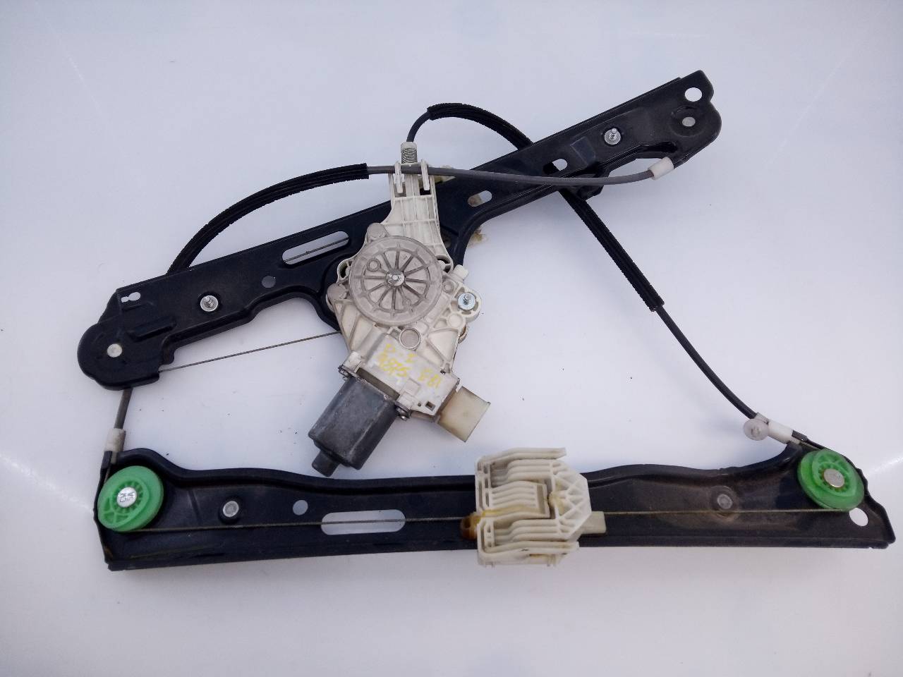 BMW 1 Series E81/E82/E87/E88 (2004-2013) Front Left Door Window Regulator E1-A3-8-1 21792675