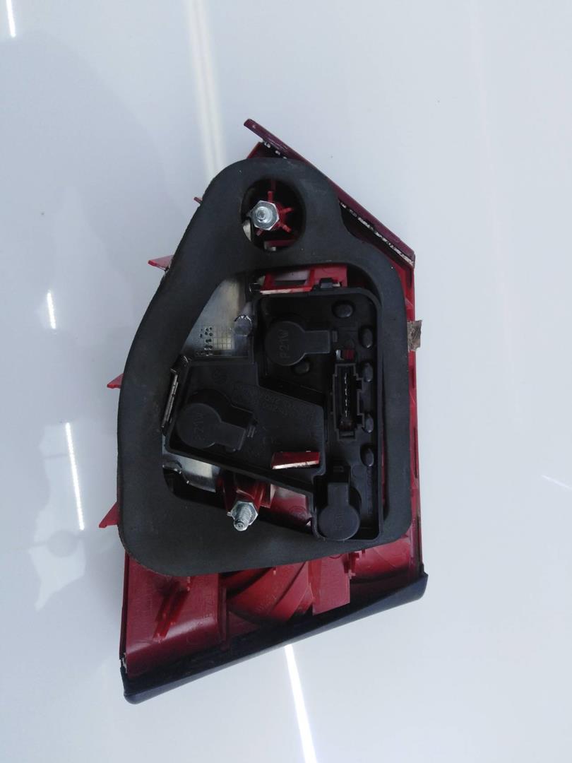 VOLKSWAGEN Jetta 6 generation (2010-2018) Фонарь крышки багажника правый 5C6945260 21792607