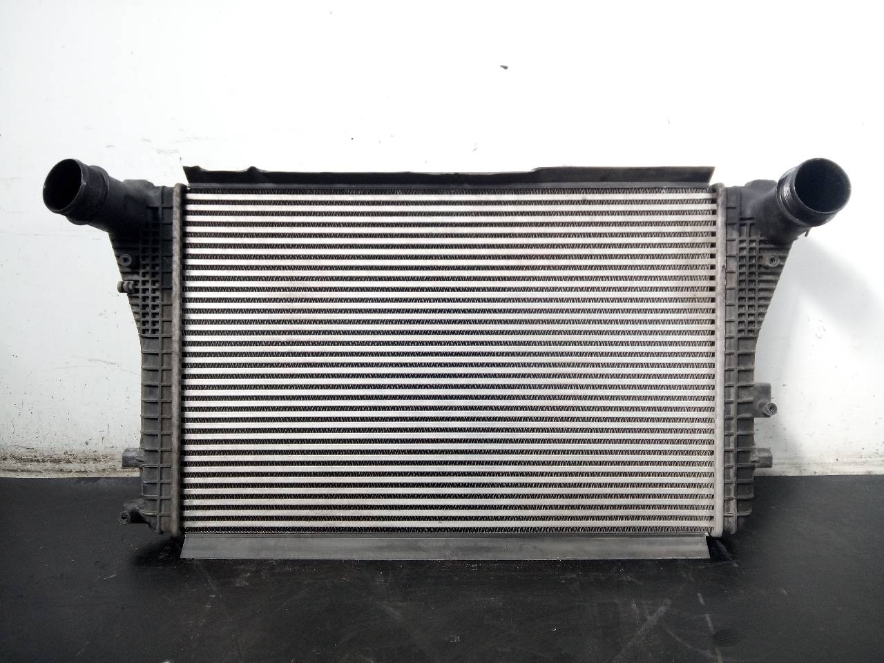 VOLKSWAGEN Passat Variant 1 generation (2010-2024) Intercooler Radiator 3C0145805AK, P2-A11-12 20965268