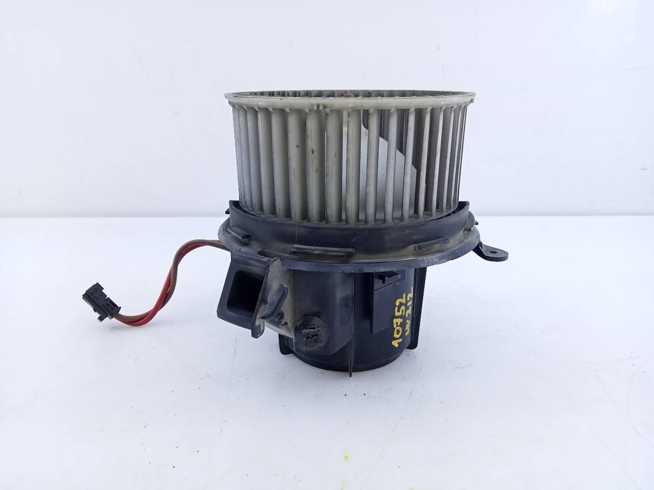 MERCEDES-BENZ E-Class W212/S212/C207/A207 (2009-2016) Motor încălzitor interior V7771001, E1-A2-51-1 20961667