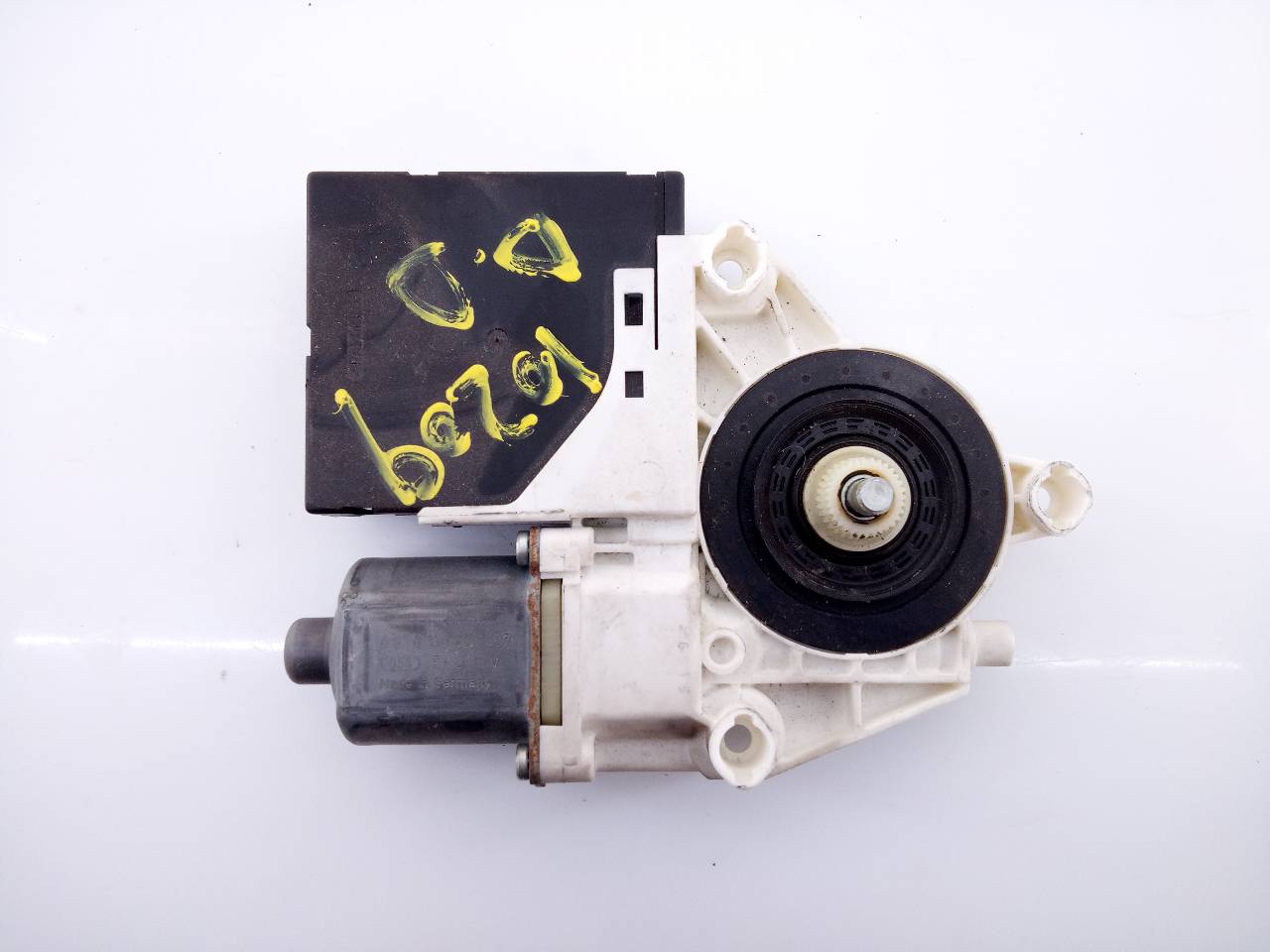 VOLKSWAGEN Tiguan 1 generation (2007-2017) Front Right Door Window Control Motor 5N0959702G,E2-A1-20-1 20962744