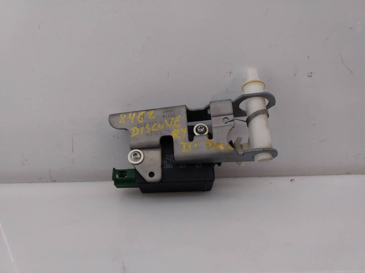 LAND ROVER Discovery 3 generation (2004-2009) Tailgate Boot Lock CWC500020, 51247016050, E1-B4-7-2 24032861