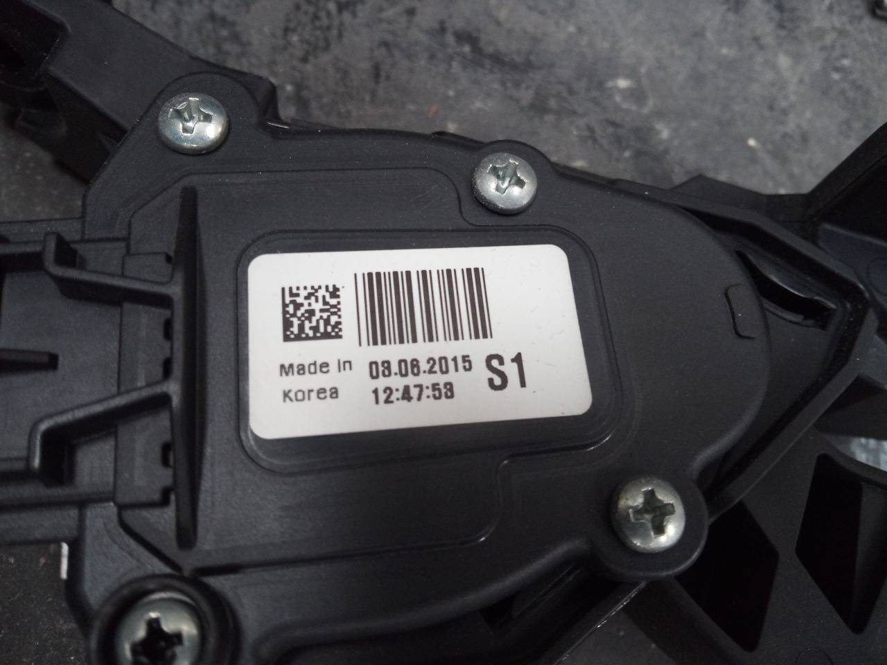 KIA Rio 3 generation (2011-2017) Педаль газа 124753,E3-A3-23-4 21801002