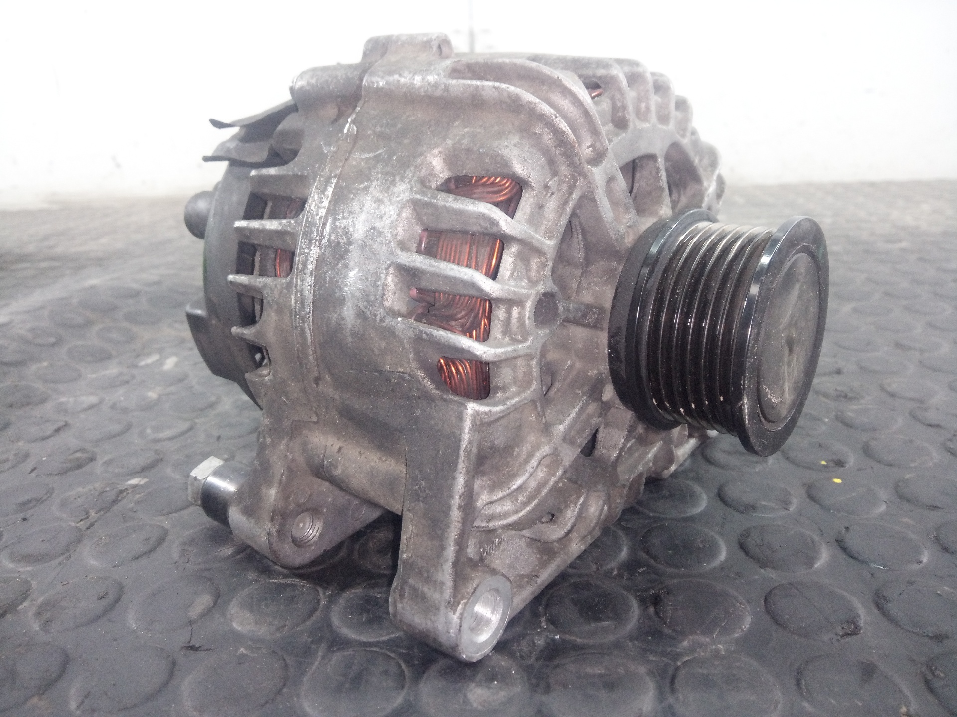 FORD C-Max 2 generation (2010-2019) Alternator AV6N10300DC, P3-A5-8-2 20956144