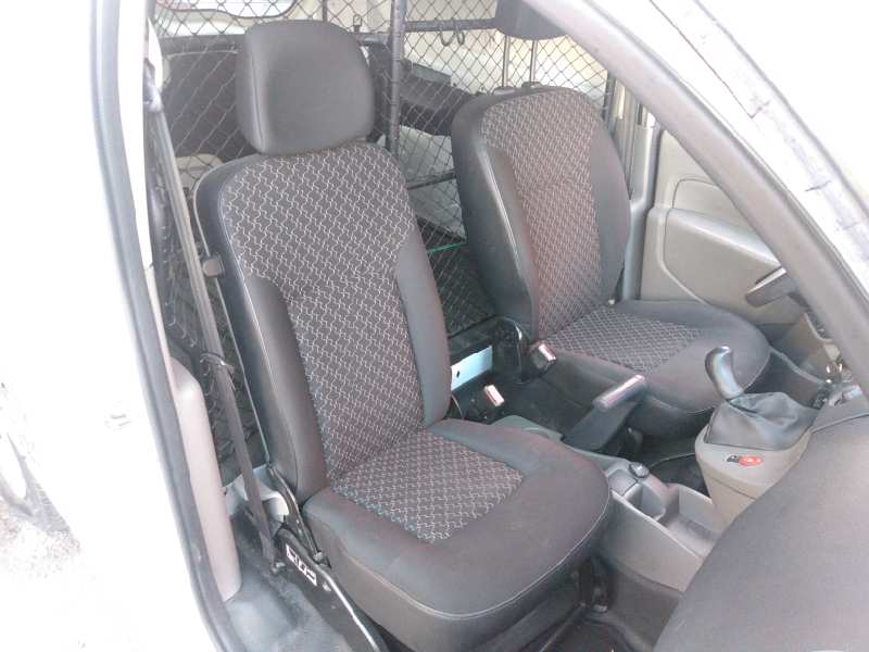 CHEVROLET Kangoo 2 generation (2007-2021) Kiti valdymo blokai 8200893585F,E1-A4-47-1 18533270