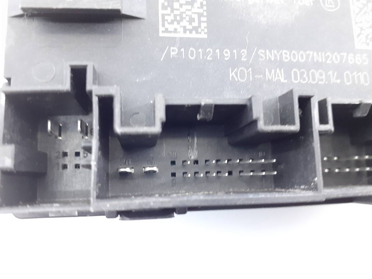 VOLKSWAGEN Passat B8 (2014-2023) Front Left Door Control Unit 5Q0959593D, 5Q0959593B, E2-A1-3-1 18752908