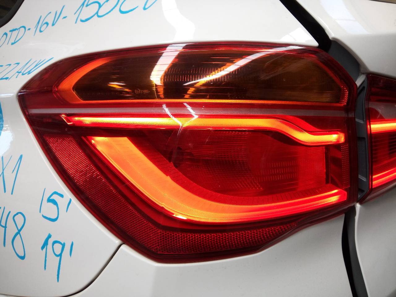 BMW X1 F48/F49 (2015-2023) Rear Left Taillight 24578007