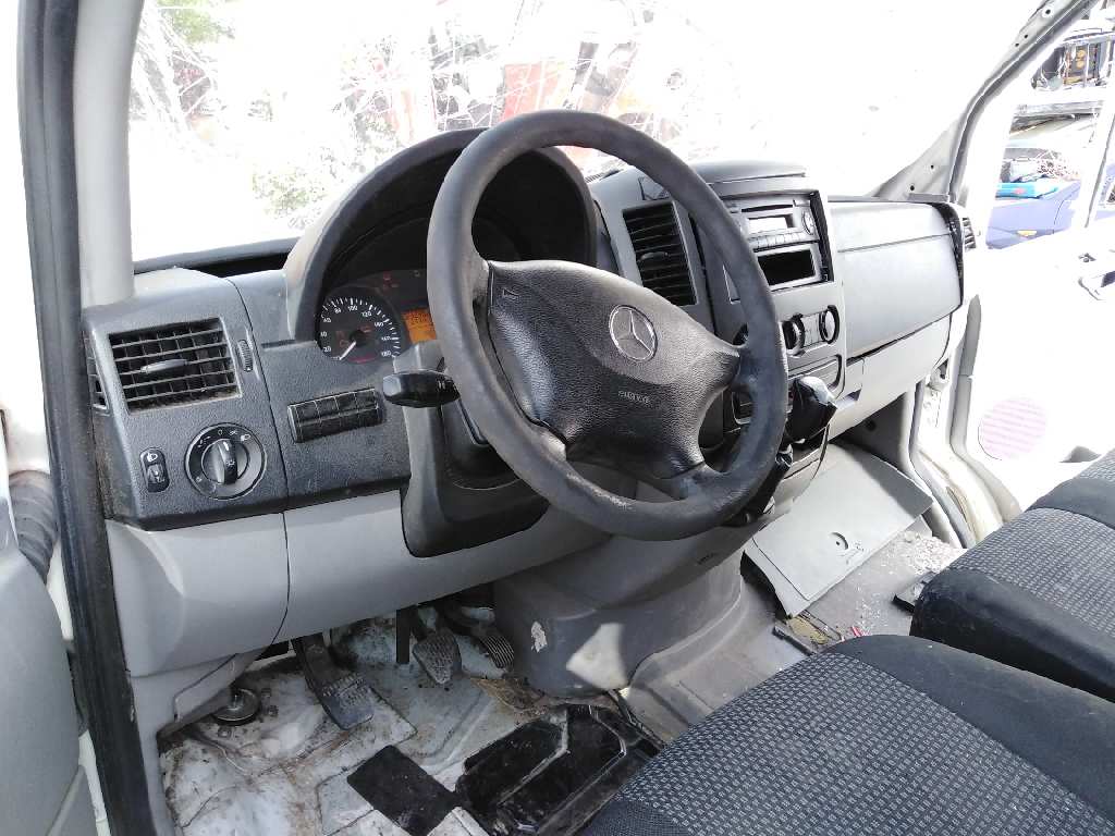 MERCEDES-BENZ Sprinter Växlar 0005445931, 32200103 18489289