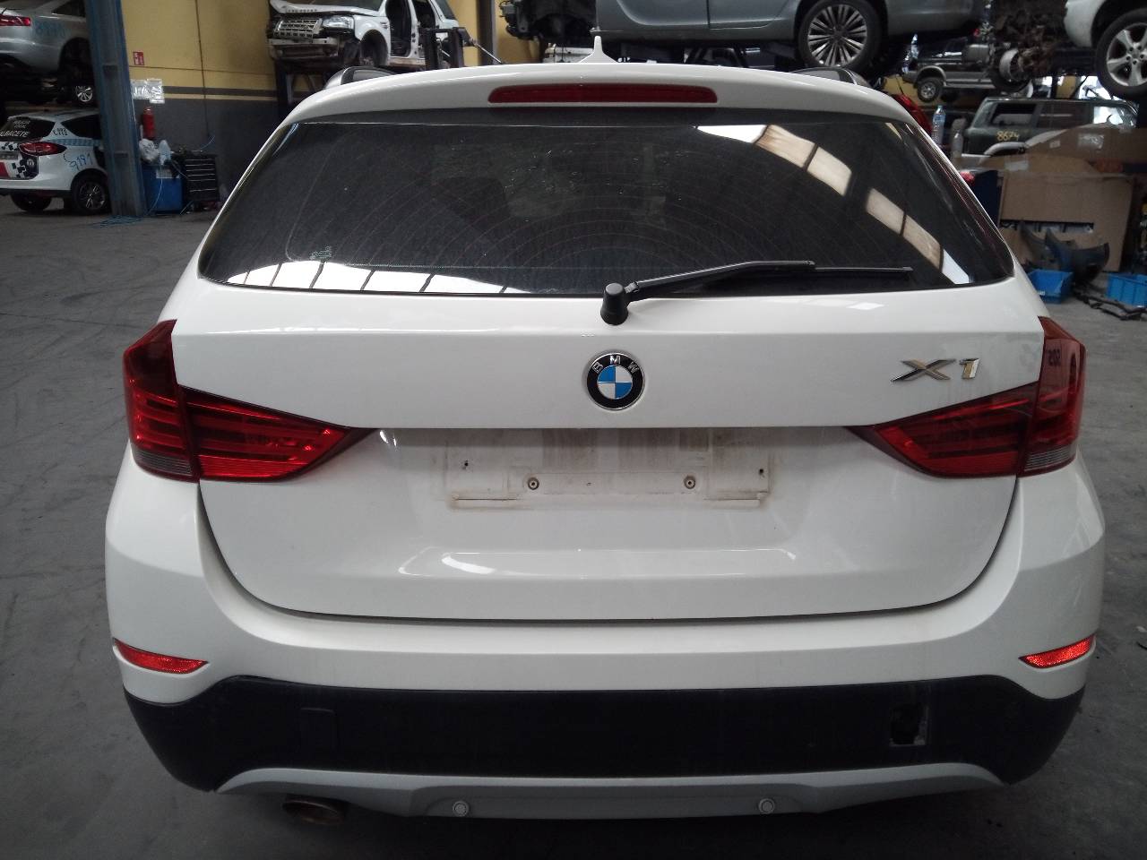 BMW X1 E84 (2009-2015) Mécanisme d'essuie-glace avant 299246501 18739656