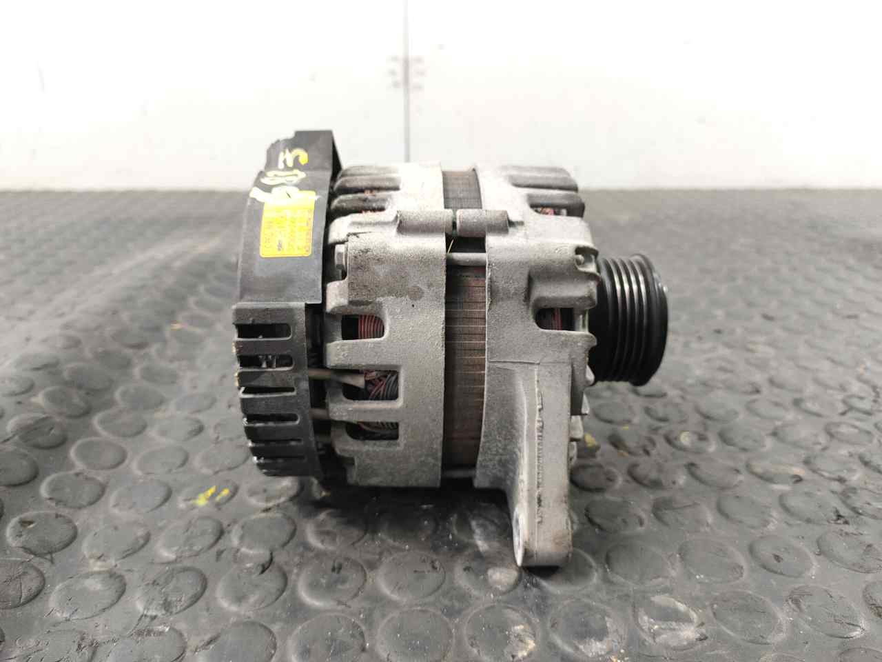 KIA Cee'd 2 generation (2012-2018) Alternator 373002A850,P3-A5-12-1 24484847