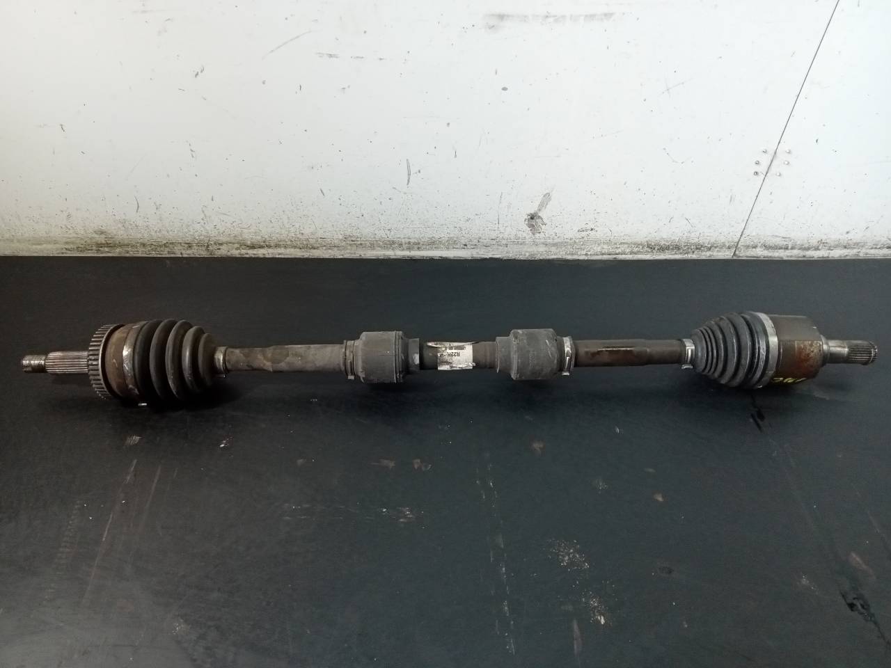 KIA Carens 3 generation (RP) (2013-2019) Front Right Driveshaft 957100, P1-A6-28 21820955