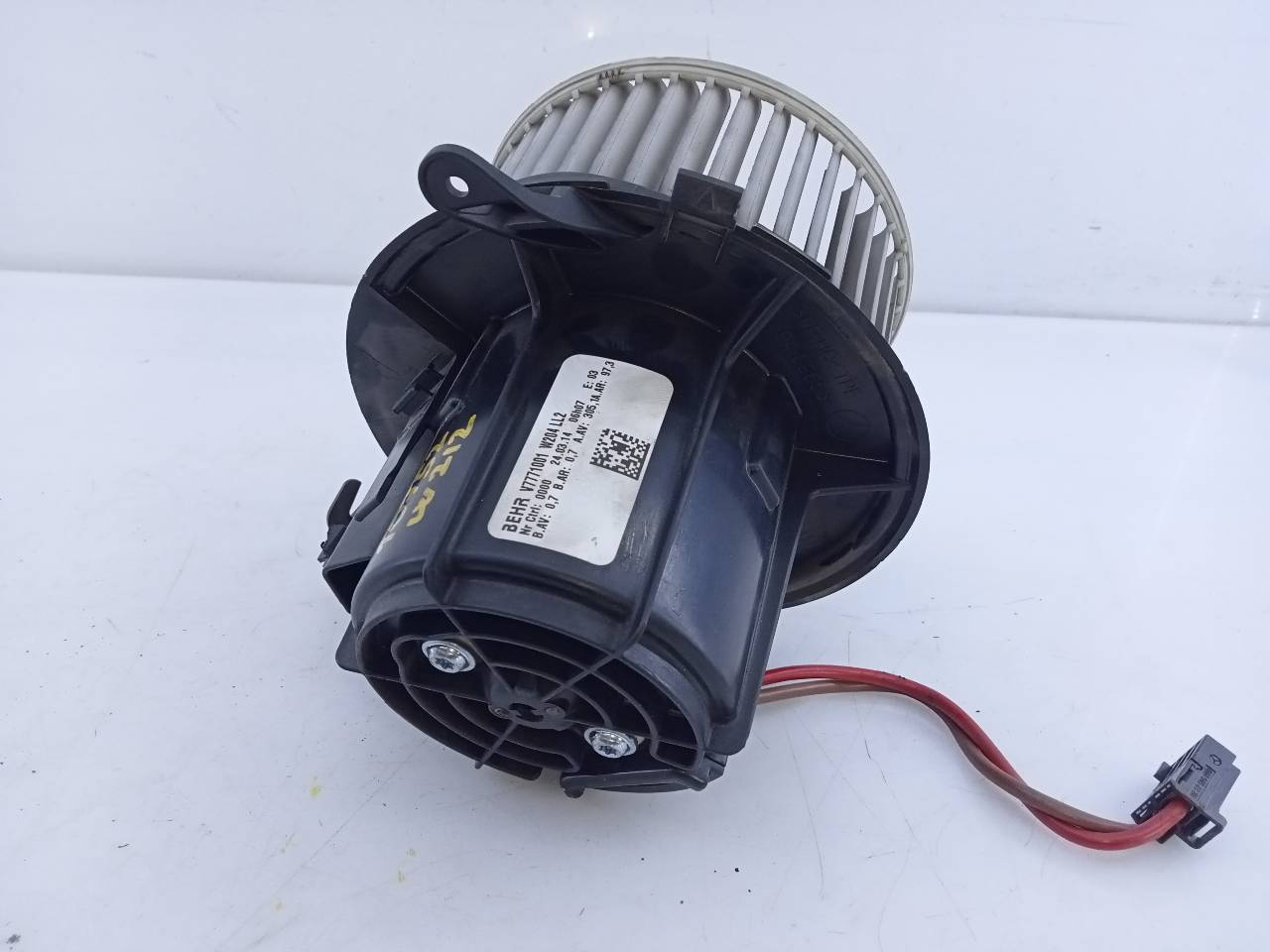 MERCEDES-BENZ E-Class W212/S212/C207/A207 (2009-2016) Motor încălzitor interior V7771001, E1-A2-51-1 20961667