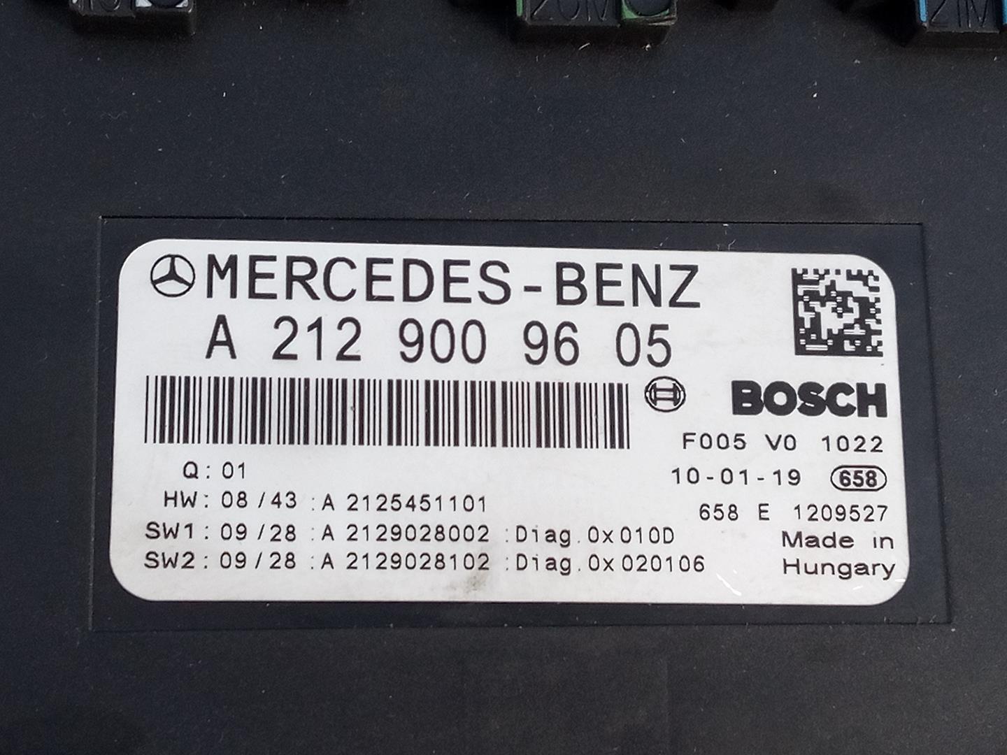 MERCEDES-BENZ C-Class W204/S204/C204 (2004-2015) Fuse Box A2129009605, A2125451101, E3-A1-4-4 24086041