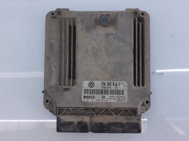 VOLKSWAGEN Touareg 1 generation (2002-2010) Engine Control Unit ECU 070906016F, 0281011258, E2-A1-4-7 18651403