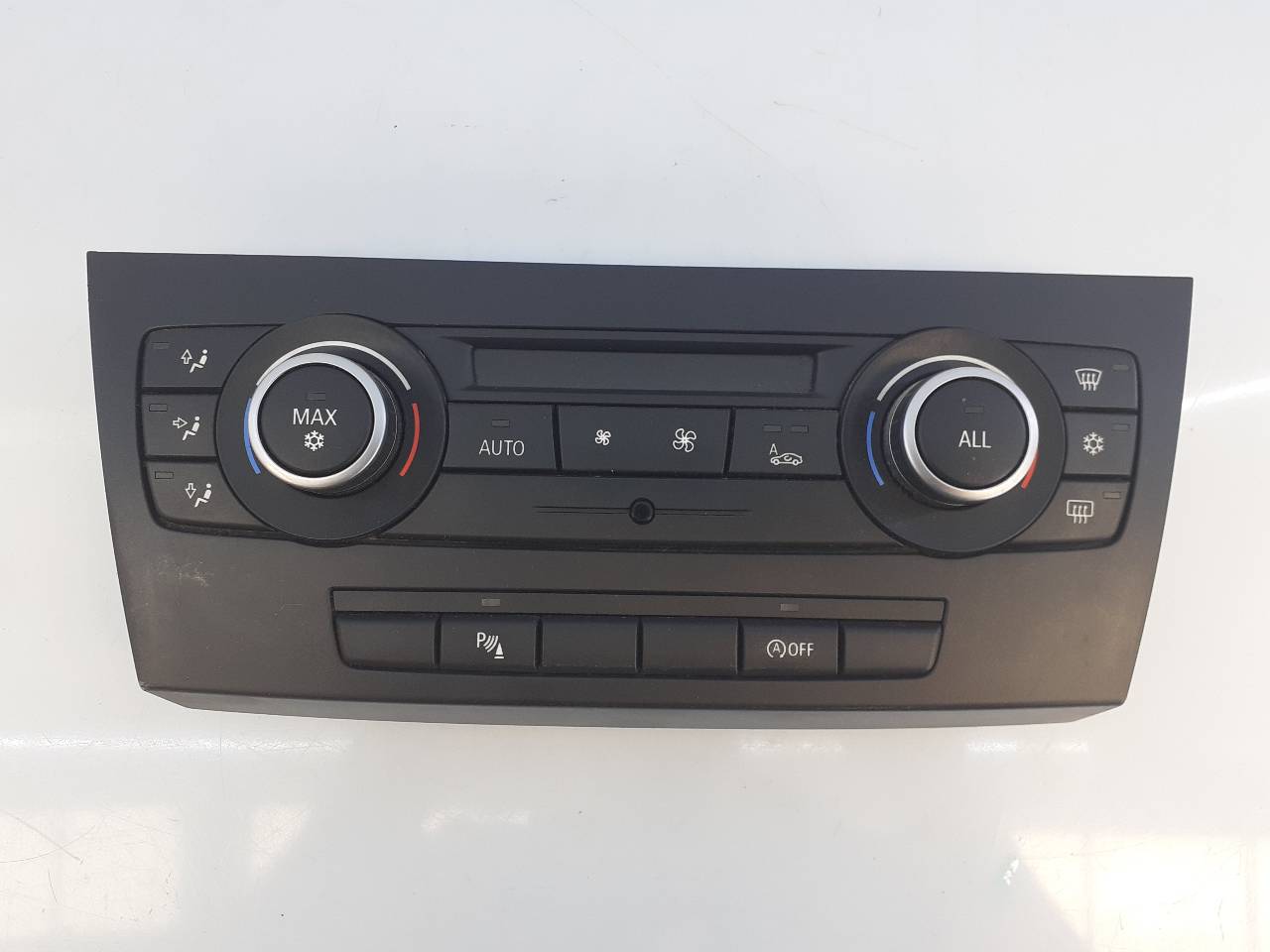 BMW 3 Series E90/E91/E92/E93 (2004-2013) Climate  Control Unit 6411926330301 18703436