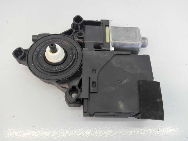 VOLKSWAGEN Passat B7 (2010-2015) Front Left Door Window Regulator Motor 988691301, E1-B6-32-1, 3C0959703A 18441072