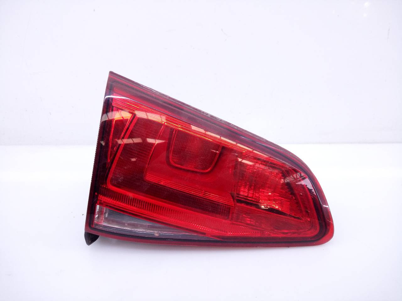 VOLKSWAGEN Variant VII TDI (2014-2024) Left Side Tailgate Taillight 5G0945093AC,E1-B6-39-2 21821130