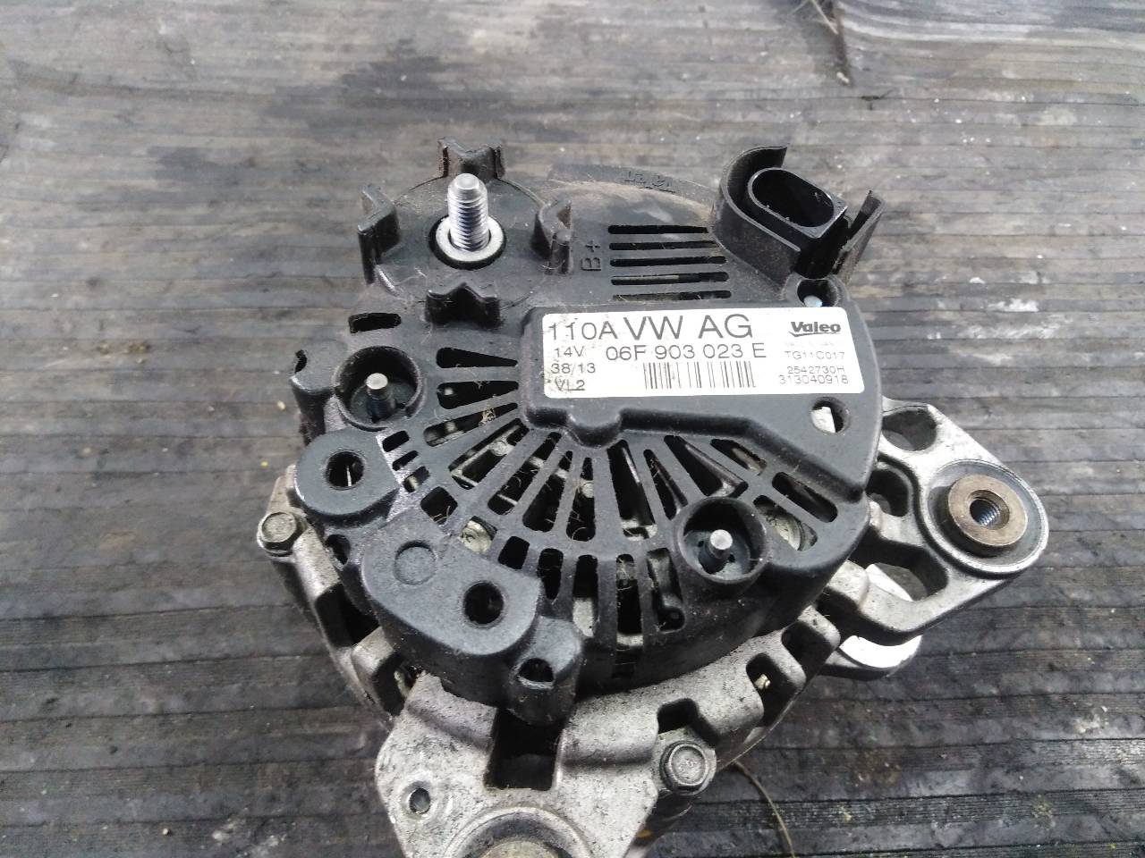 SKODA Fabia 2 generation  (2010-2014) Alternator 06F903023E, P3-A4-3-3 18741930